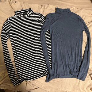 Bundle (2) Gap Turtle Neck Long Sleeves - XS